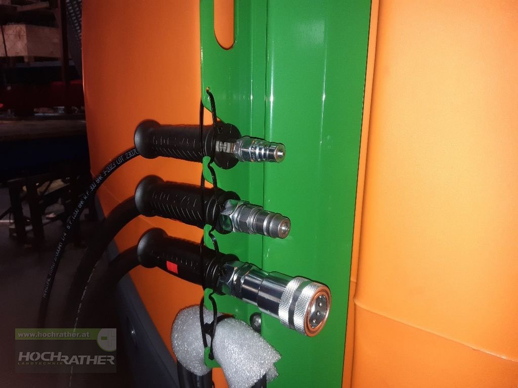 Feldspritze des Typs Amazone UF 1602, Neumaschine in Kronstorf (Bild 8)