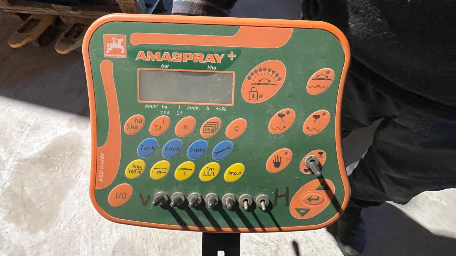 Feldspritze del tipo Amazone UF 1801 Liftophængt, Gebrauchtmaschine In Maribo (Immagine 6)