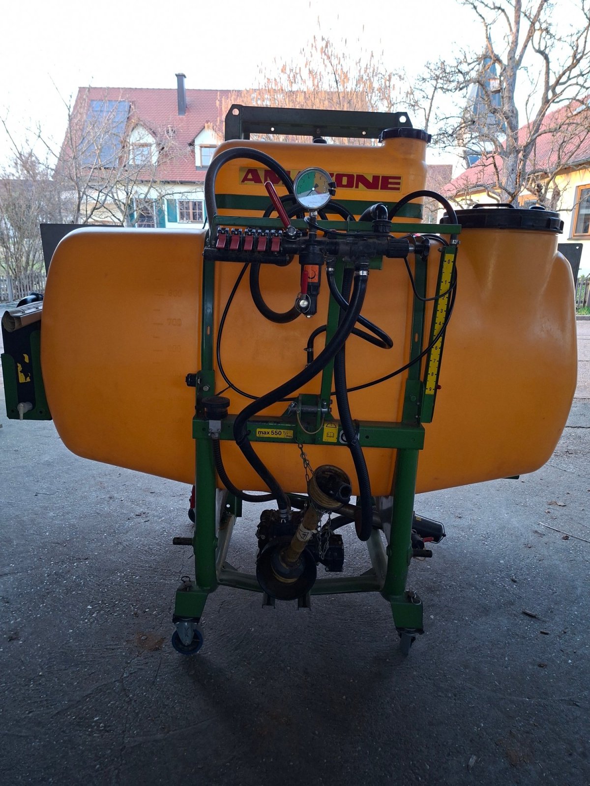 Feldspritze van het type Amazone UF 800, Gebrauchtmaschine in Deiningen (Foto 1)