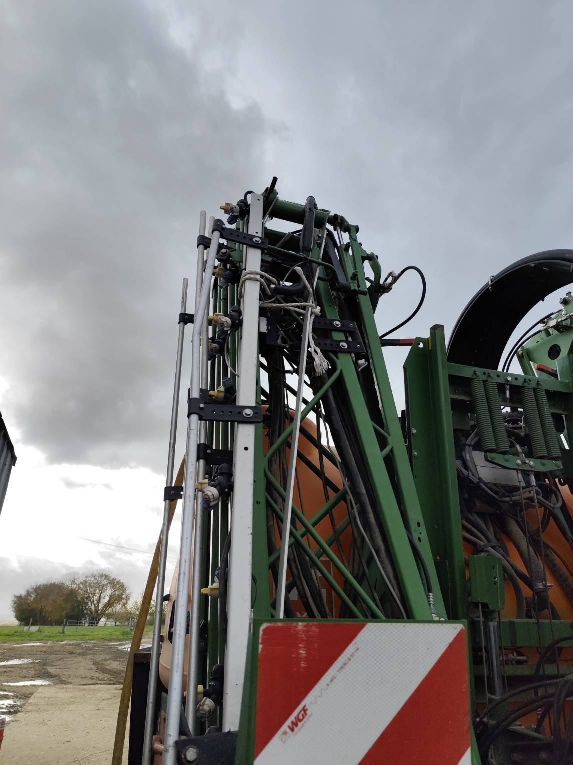 Feldspritze of the type Amazone UF1, Gebrauchtmaschine in Le Horps (Picture 8)