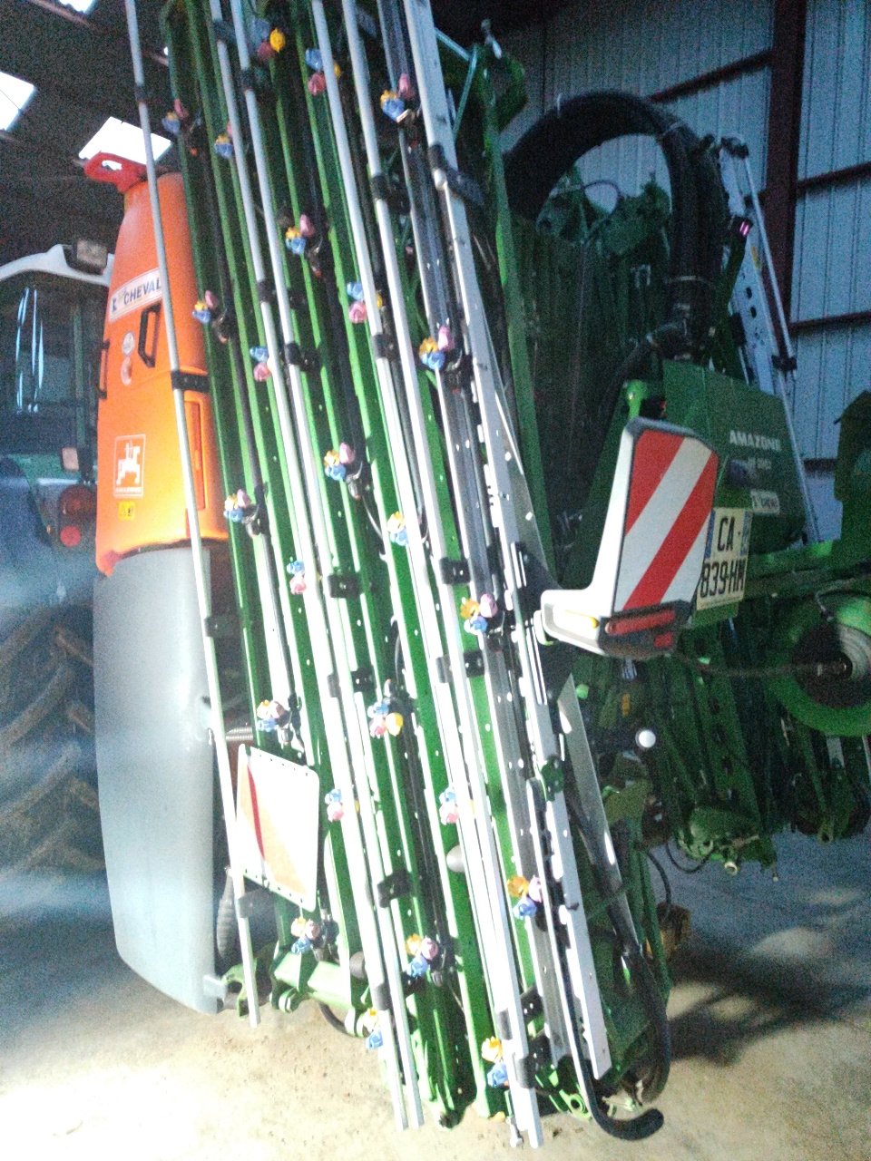 Feldspritze des Typs Amazone UF2002 S 28, Gebrauchtmaschine in Eton (Bild 5)