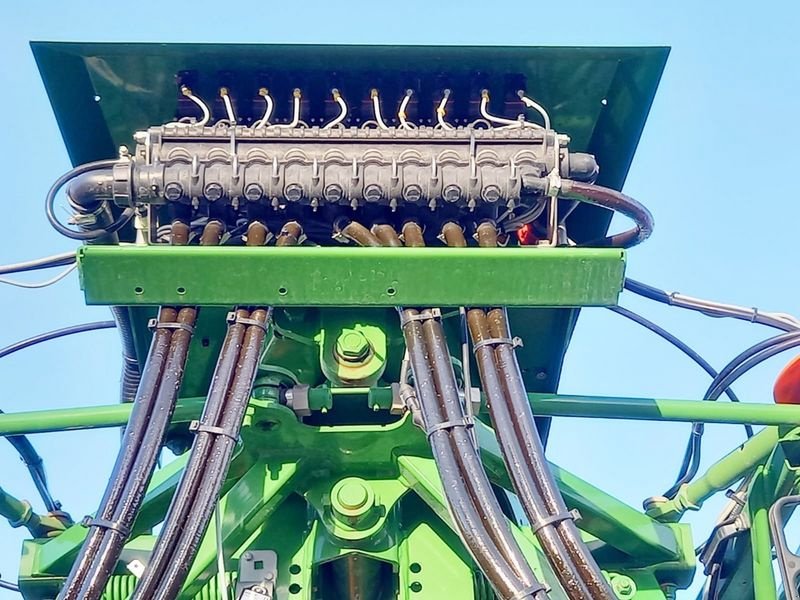 Feldspritze of the type Amazone UX 3200 Special Feldspritze gezogen, Gebrauchtmaschine in St. Marienkirchen (Picture 12)