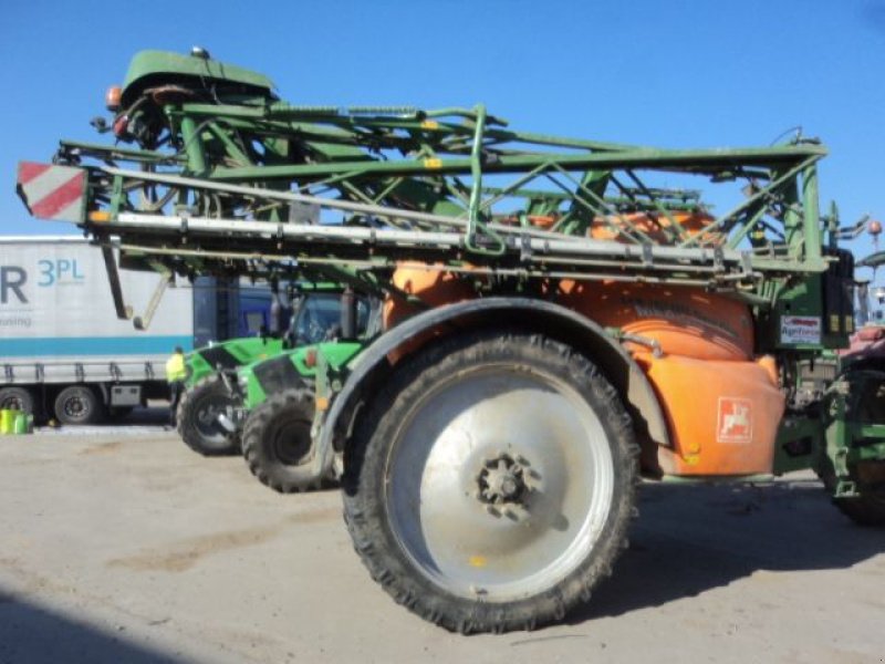 Feldspritze του τύπου Amazone UX 3200 SPECIAL, Gebrauchtmaschine σε MOULLE (Φωτογραφία 1)