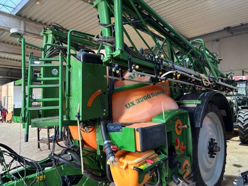 Feldspritze tipa Amazone UX 3200, Gebrauchtmaschine u ROYE (Slika 8)