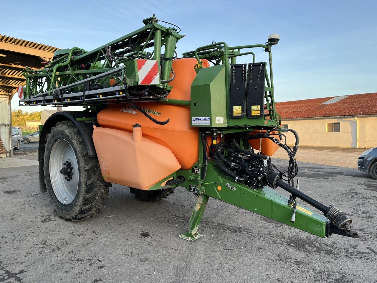 Feldspritze du type Amazone UX 4200 premium, Gebrauchtmaschine en VERT TOULON (Photo 4)