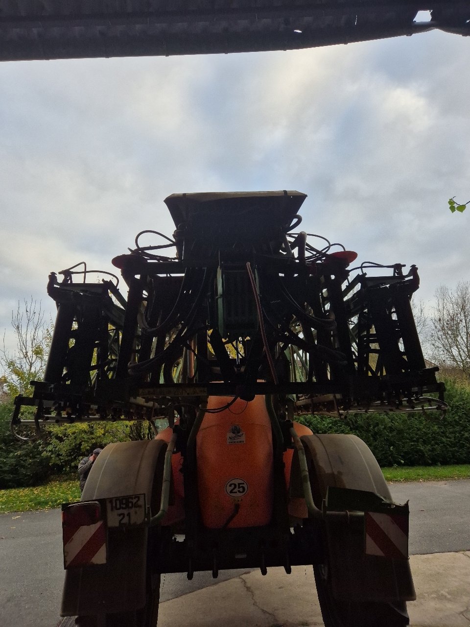 Feldspritze типа Amazone UX 4200 Super, Gebrauchtmaschine в MANDRES-SUR-VAIR (Фотография 11)