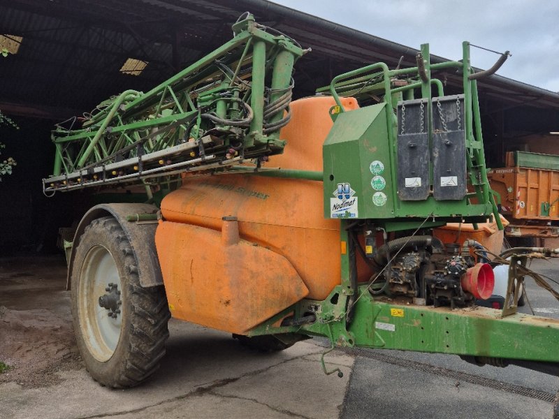 Feldspritze du type Amazone UX 4200 Super, Gebrauchtmaschine en MANDRES-SUR-VAIR (Photo 1)