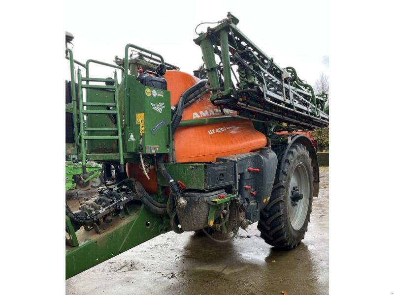 Feldspritze typu Amazone UX 4200, Gebrauchtmaschine v ROYE (Obrázok 3)