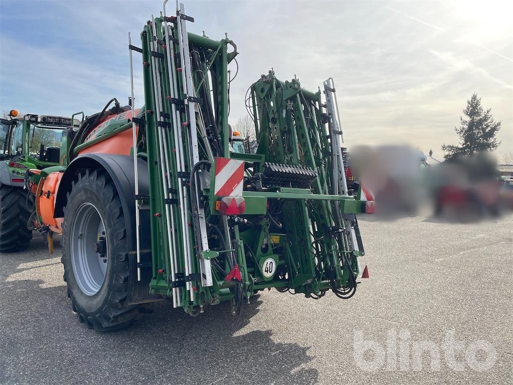 Feldspritze типа Amazone UX 4200, Gebrauchtmaschine в Düsseldorf (Фотография 4)