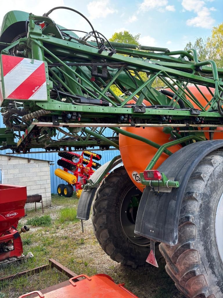 Feldspritze типа Amazone UX 5200, Gebrauchtmaschine в VERT TOULON (Фотография 5)