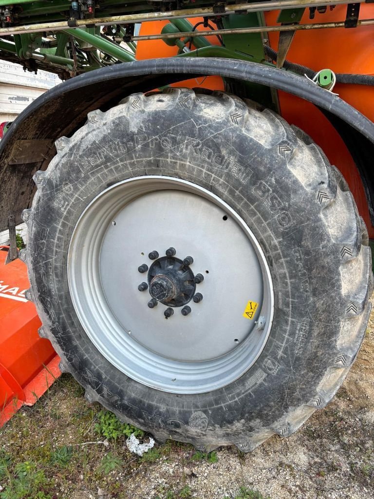 Feldspritze типа Amazone UX 5200, Gebrauchtmaschine в VERT TOULON (Фотография 10)