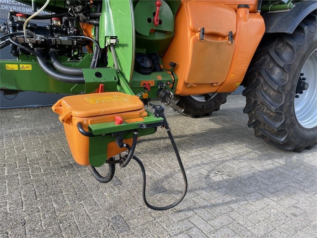 Feldspritze от тип Amazone UX 5200, Gebrauchtmaschine в Beilen (Снимка 4)