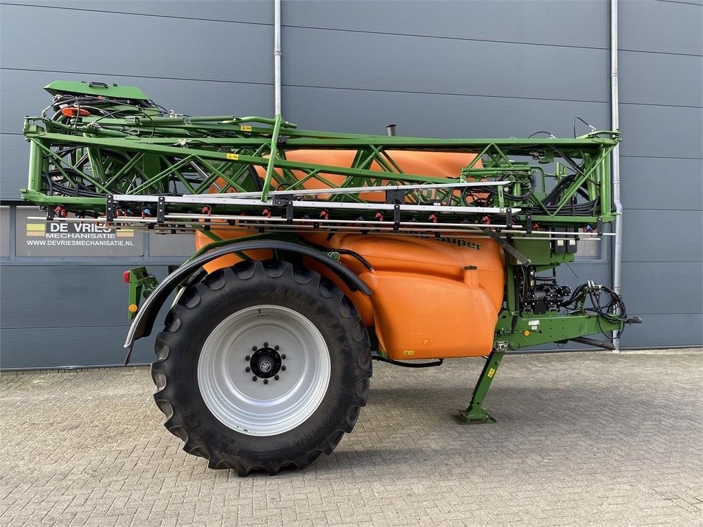 Feldspritze от тип Amazone UX 5200, Gebrauchtmaschine в Beilen (Снимка 11)
