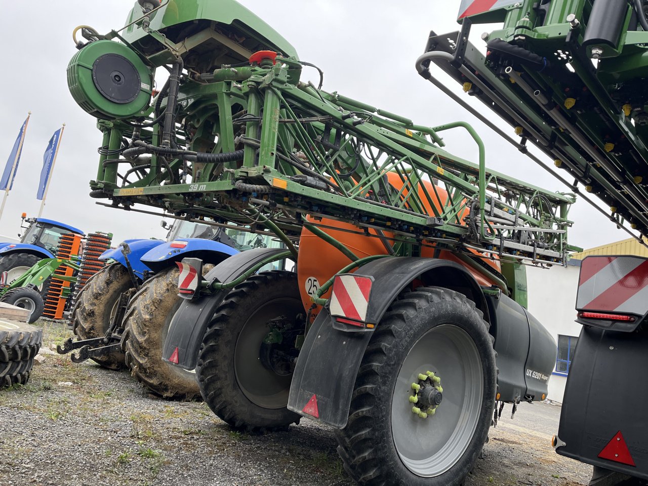 Feldspritze типа Amazone UX 5201, Gebrauchtmaschine в VERT TOULON (Фотография 3)