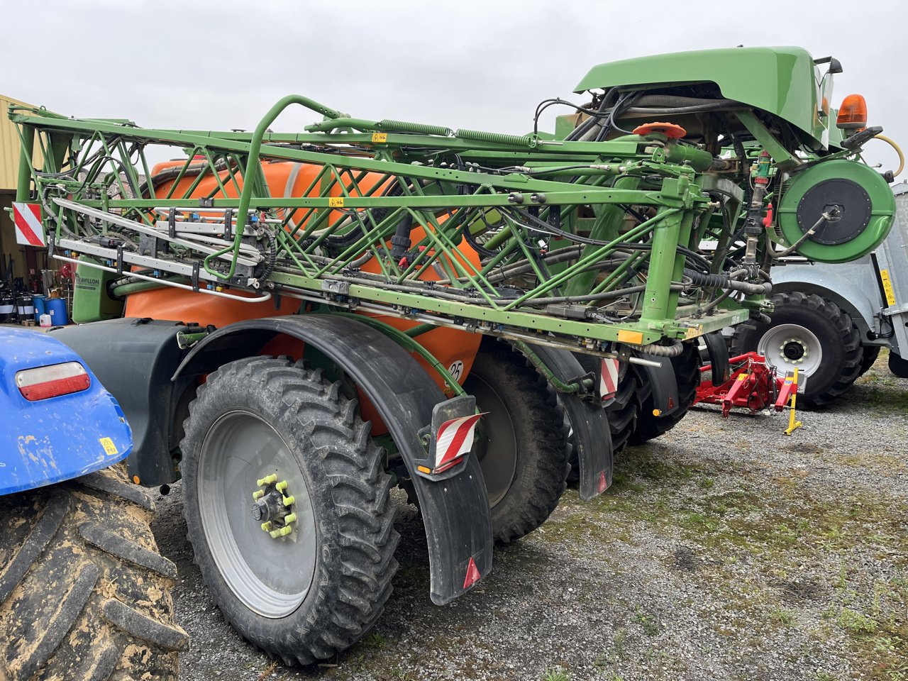 Feldspritze типа Amazone UX 5201, Gebrauchtmaschine в VERT TOULON (Фотография 4)