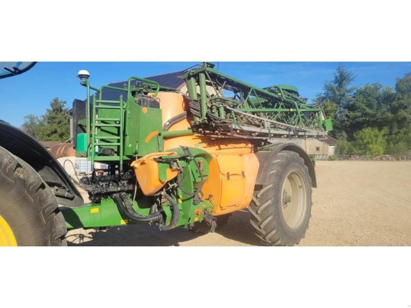 Feldspritze du type Amazone UX4200, Gebrauchtmaschine en BRAY en Val (Photo 1)