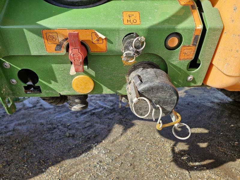 Feldspritze vrste Amazone UX4200, Gebrauchtmaschine v BRAY en Val (Slika 11)