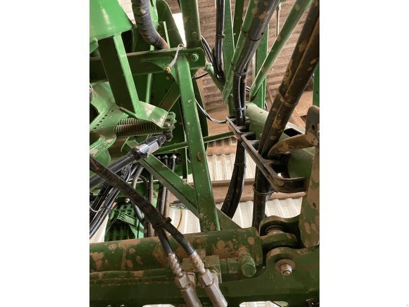 Feldspritze of the type Amazone UX4200, Gebrauchtmaschine in PONTIVY (Picture 8)