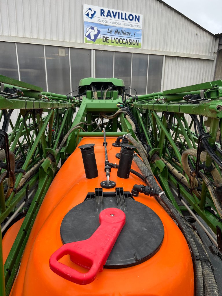 Feldspritze des Typs Amazone UX4201 AMASELECT, Gebrauchtmaschine in VERT TOULON (Bild 5)
