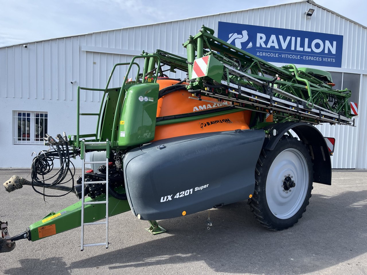 Feldspritze des Typs Amazone UX4201 AMASELECT, Gebrauchtmaschine in VERT TOULON (Bild 10)