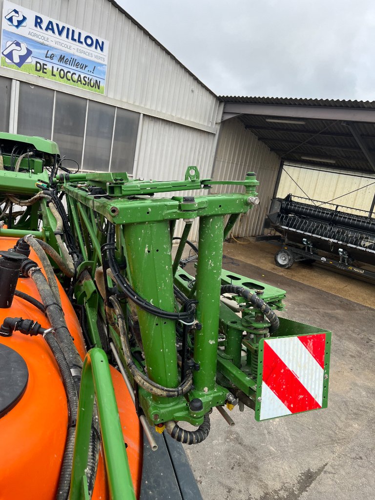 Feldspritze des Typs Amazone UX4201 AMASELECT, Gebrauchtmaschine in VERT TOULON (Bild 4)