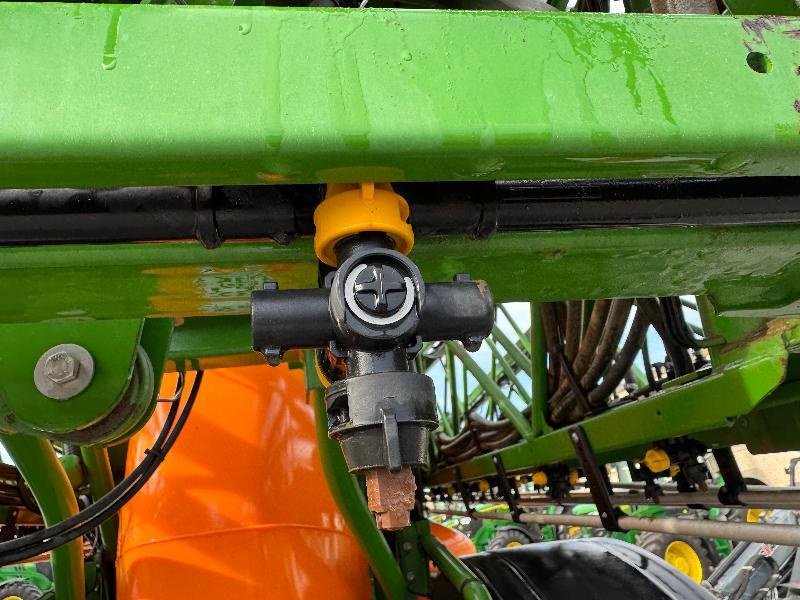 Feldspritze del tipo Amazone UX5200, Gebrauchtmaschine In Wargnies Le Grand (Immagine 10)