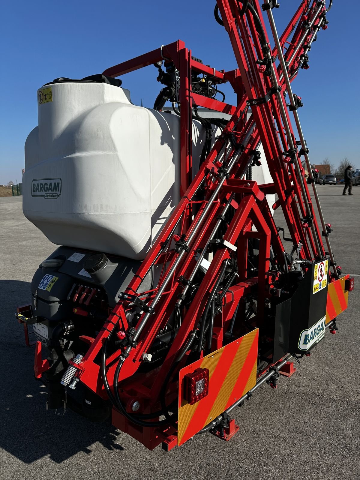 Feldspritze des Typs Bargam Mec Poly 1300/15m, Neumaschine in Grund (Bild 7)