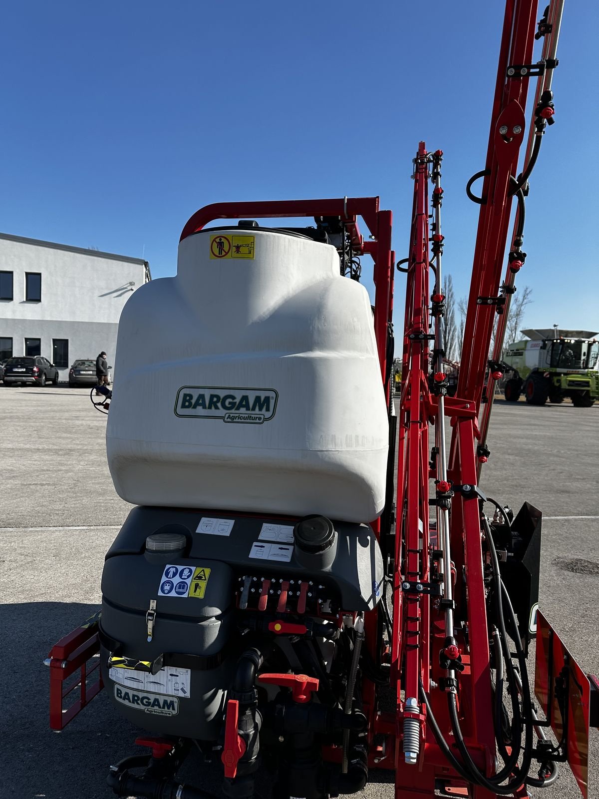 Feldspritze des Typs Bargam Mec Poly 1300/15m, Neumaschine in Grund (Bild 5)