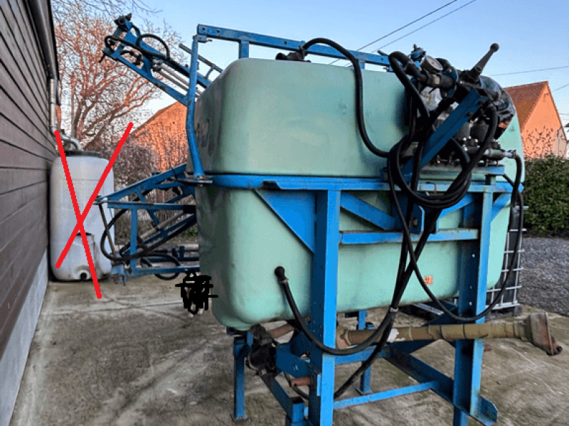 Feldspritze du type Berthoud 1000 LITRES, Gebrauchtmaschine en CONDE SUR VIRE (Photo 1)