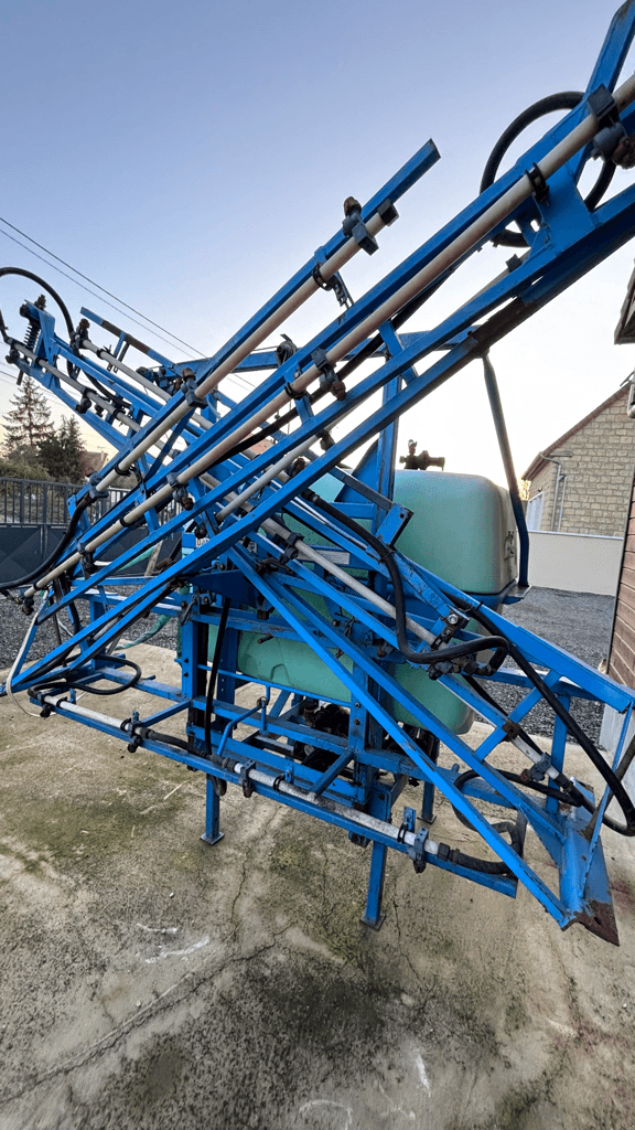 Feldspritze van het type Berthoud 1000 LITRES, Gebrauchtmaschine in CONDE SUR VIRE (Foto 2)