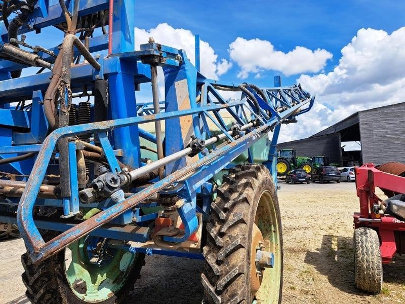 Feldspritze tip Berthoud 3200L 24M, Gebrauchtmaschine in SAINT-GERMAIN DU PUY (Poză 5)