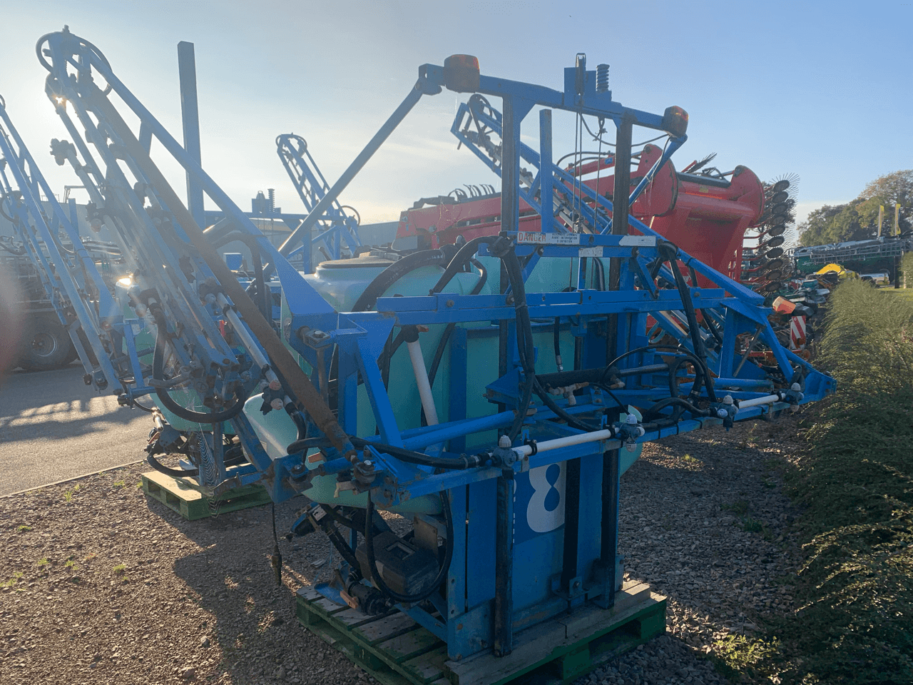 Feldspritze of the type Berthoud 800 L, Gebrauchtmaschine in TREMEUR (Picture 3)