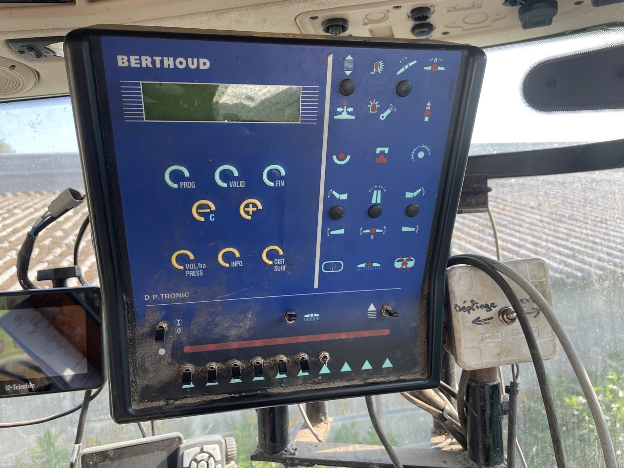 Feldspritze van het type Berthoud ELYTE 1200, Gebrauchtmaschine in JOSSELIN (Foto 4)