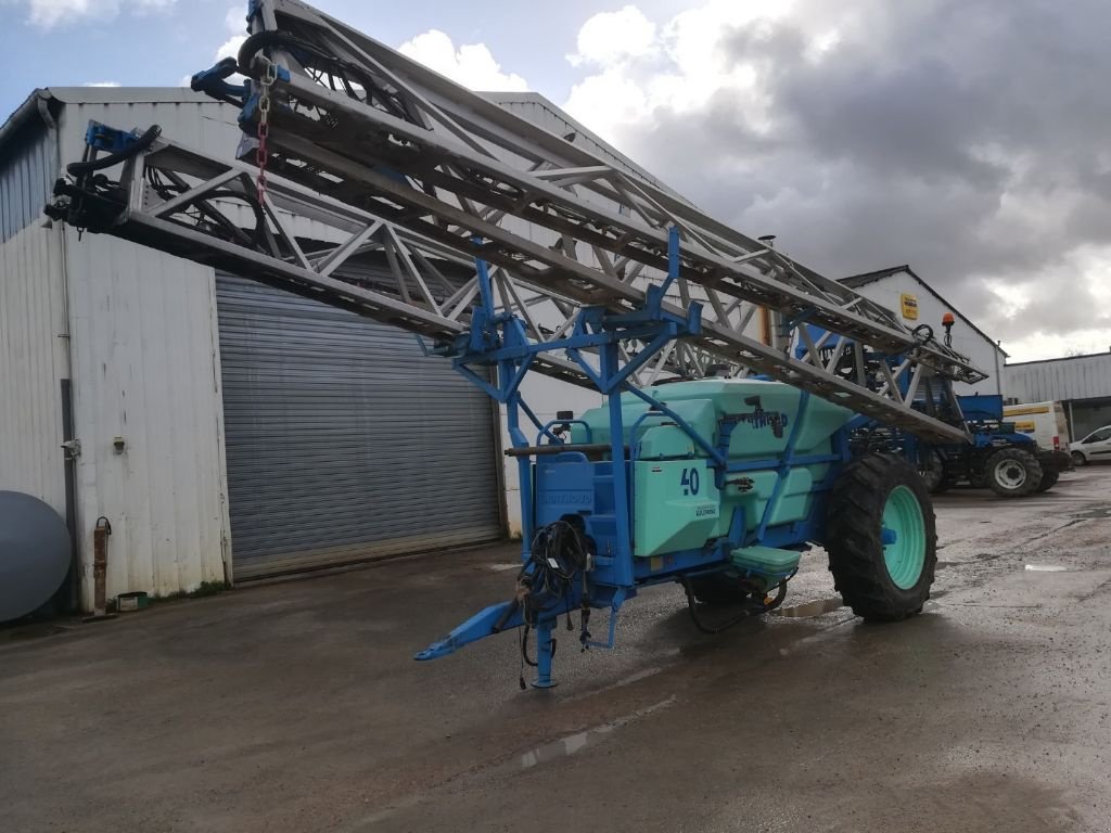 Feldspritze of the type Berthoud MAXXOR 40, Gebrauchtmaschine in FRESNAY LE COMTE (Picture 1)