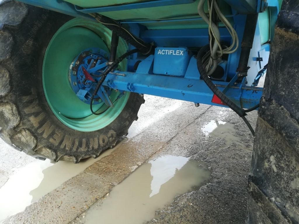 Feldspritze of the type Berthoud MAXXOR 40, Gebrauchtmaschine in FRESNAY LE COMTE (Picture 4)