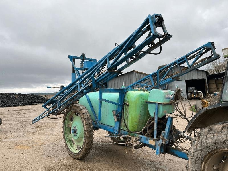 Feldspritze tipa Berthoud PULVERISATEUR, Gebrauchtmaschine u VERDUN (Slika 1)