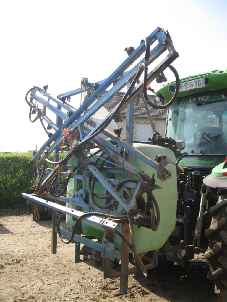 Feldspritze des Typs Berthoud Stic 600 12m, Gebrauchtmaschine in BRECE (Bild 1)