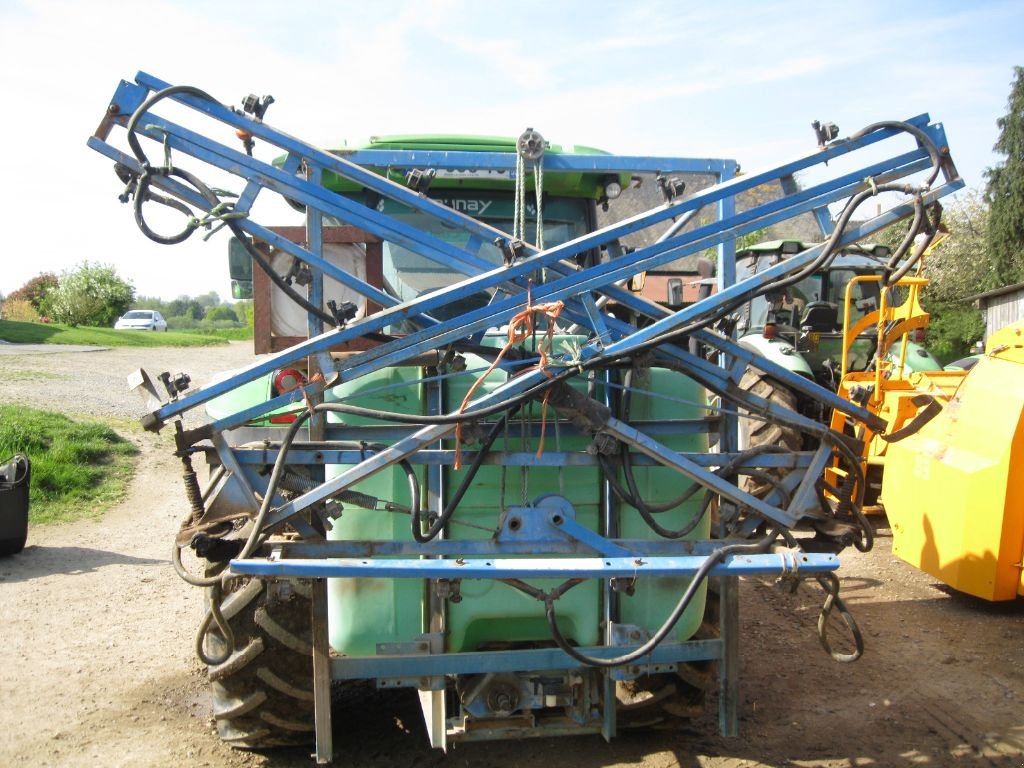 Feldspritze des Typs Berthoud Stic 600 12m, Gebrauchtmaschine in BRECE (Bild 4)