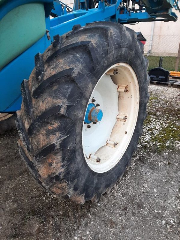 Feldspritze des Typs Berthoud TENOR 28-50, Gebrauchtmaschine in SAINT-HILAIRE-EN-PUISEAUX (Bild 8)