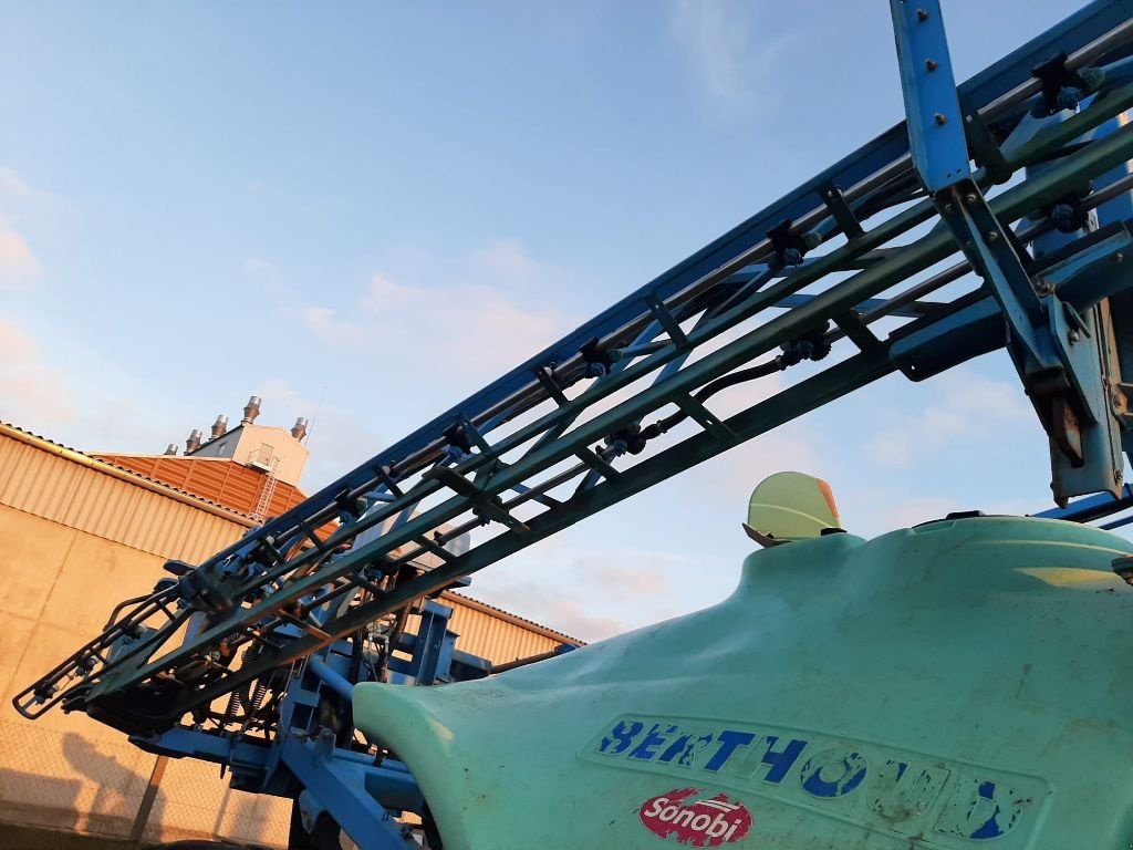 Feldspritze des Typs Berthoud TENOR 28-50, Gebrauchtmaschine in SAINT-HILAIRE-EN-PUISEAUX (Bild 10)