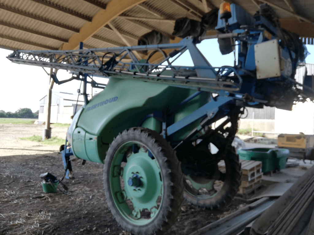 Feldspritze des Typs Berthoud TENOR 35-37, Gebrauchtmaschine in CONDE SUR VIRE (Bild 3)