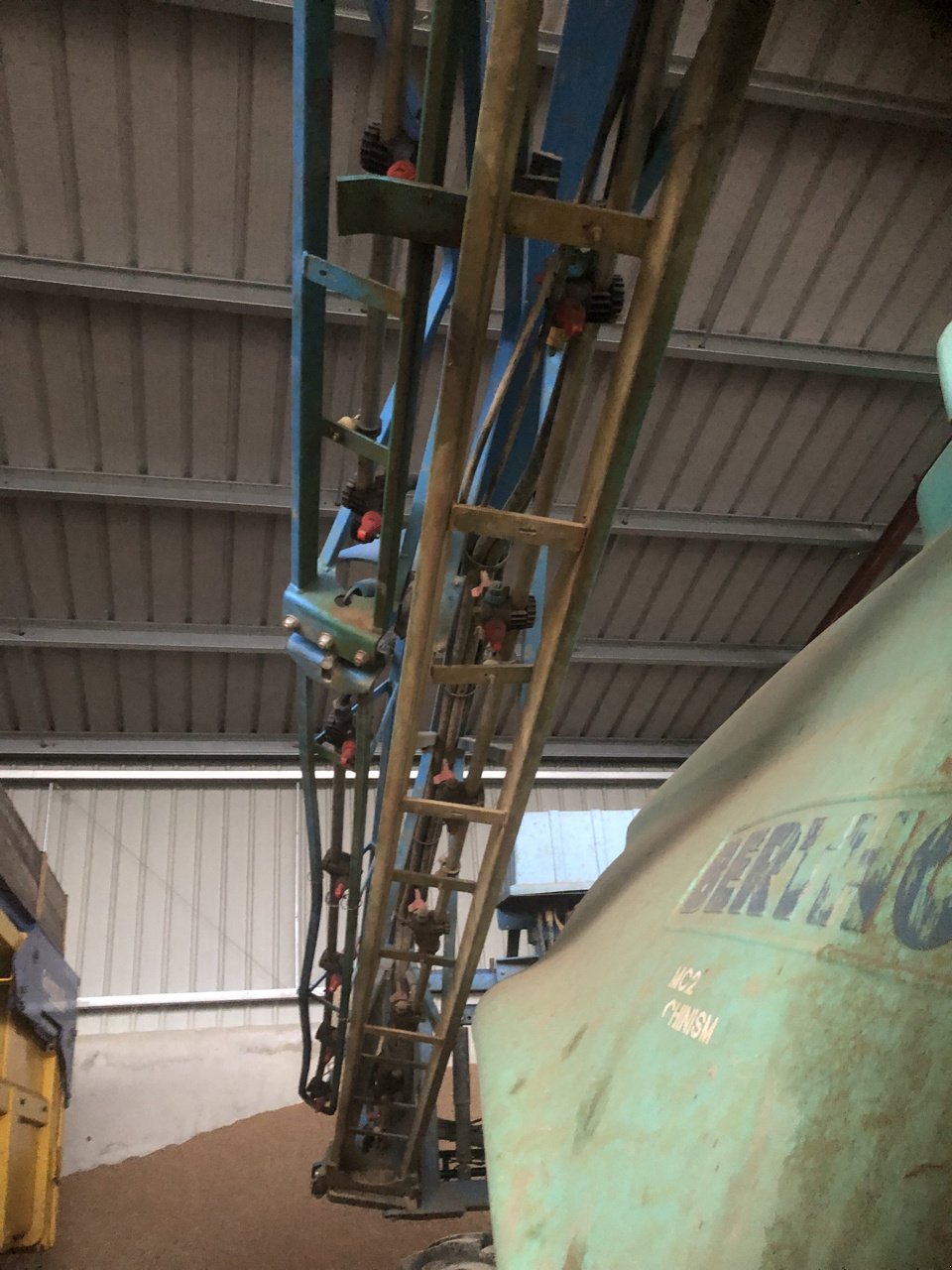 Feldspritze des Typs Berthoud Tenor 35, Gebrauchtmaschine in Brabant-le-Roi (Bild 9)