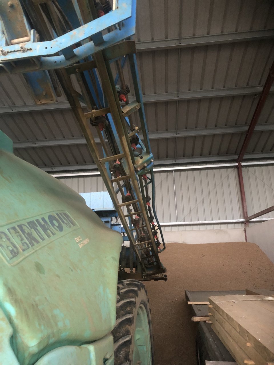 Feldspritze des Typs Berthoud Tenor 35, Gebrauchtmaschine in Brabant-le-Roi (Bild 8)