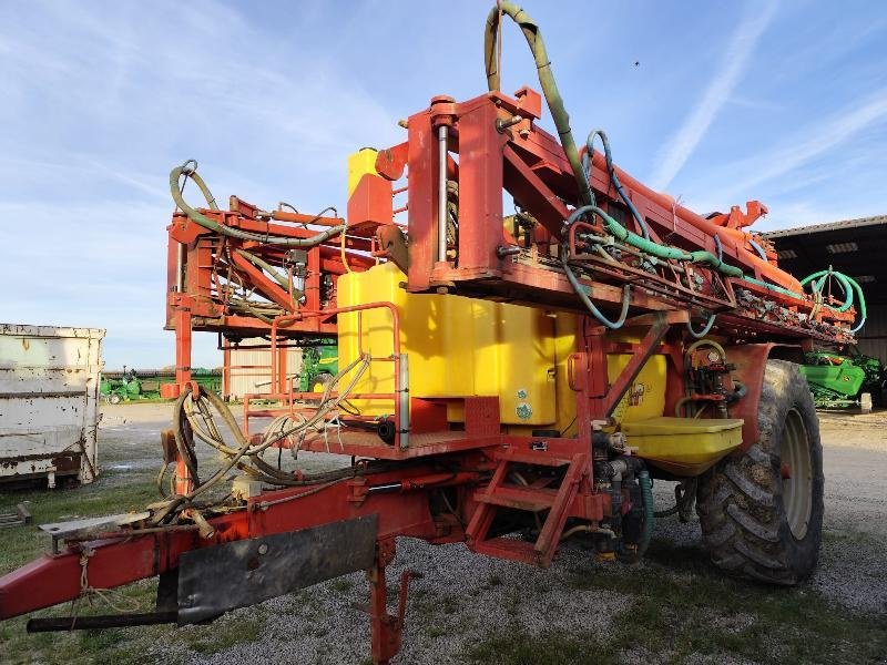 Feldspritze del tipo Beyne PLK 36, Gebrauchtmaschine In CHAUMESNIL