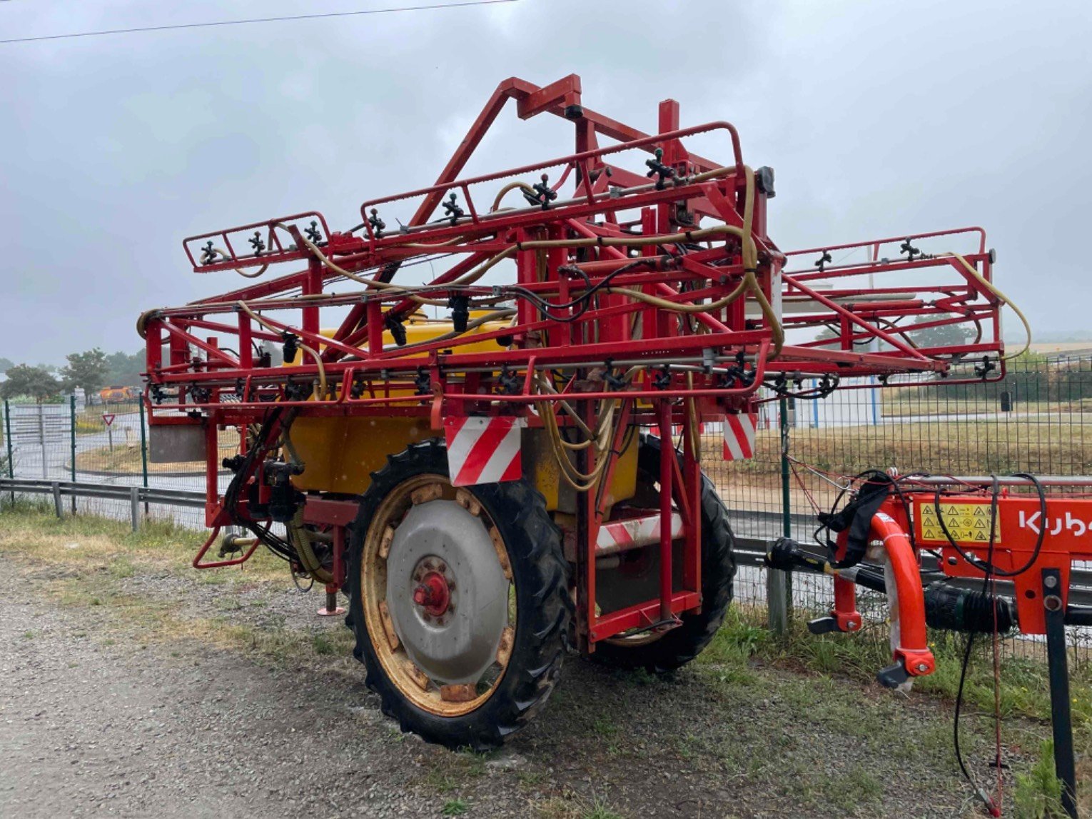 Feldspritze des Typs Beyne Pulvérisateur traîné 2200 Beyne, Gebrauchtmaschine in LA SOUTERRAINE (Bild 5)