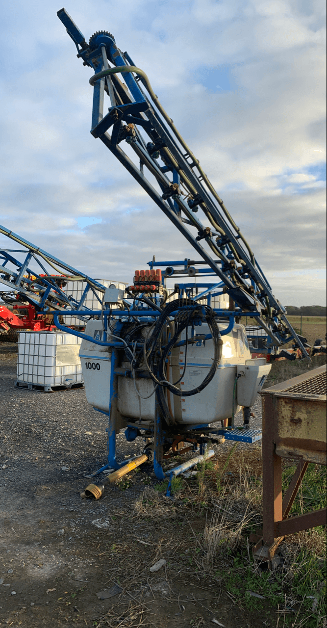 Feldspritze des Typs Blanchard 1000 L, Gebrauchtmaschine in CINTHEAUX (Bild 1)