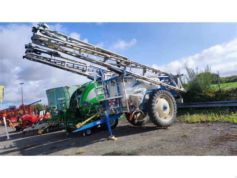 Feldspritze tip Blanchard GRAND LARGE 3200, Gebrauchtmaschine in ANTIGNY (Poză 1)