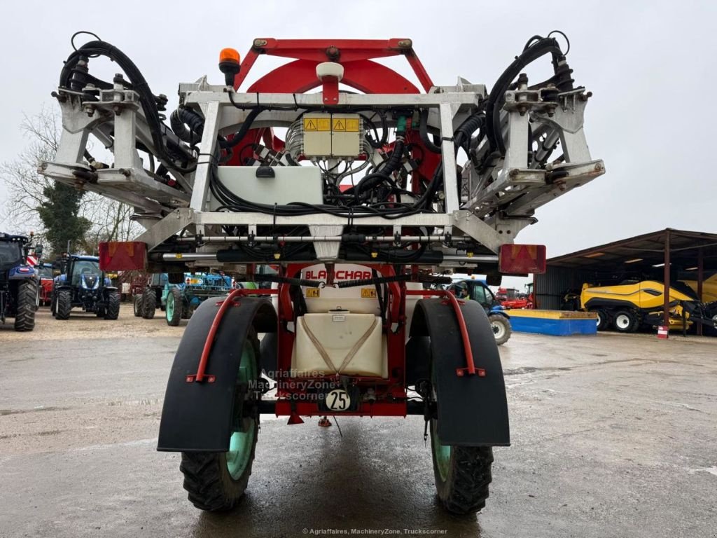 Feldspritze от тип Blanchard METRIS 4100, Gebrauchtmaschine в FRESNAY LE COMTE (Снимка 3)