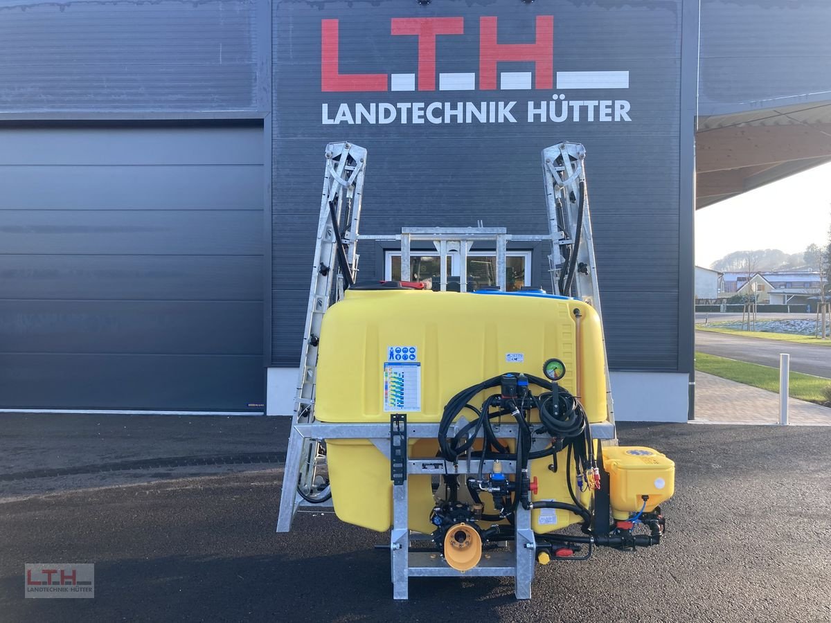 Feldspritze des Typs Caffini Genius 1000, Neumaschine in Gnas (Bild 1)