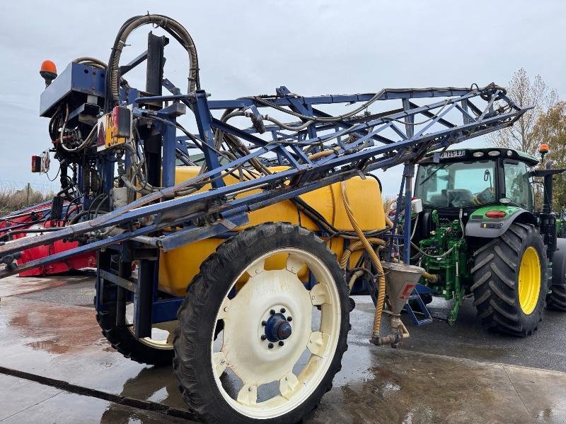 Feldspritze des Typs Caruelle 25 24, Gebrauchtmaschine in Wargnies Le Grand (Bild 5)